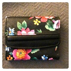 Buxton Flower wallet